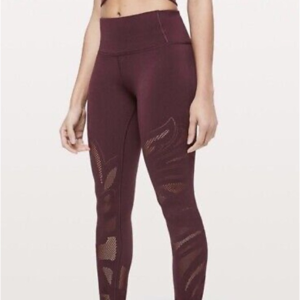 Lululemon Reveal 7/8 Tight - NWT